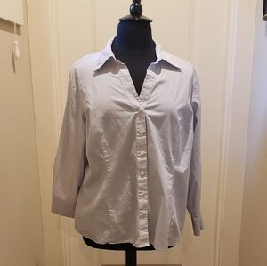Worthington Women's Blue And White Striped Button Down Shirt